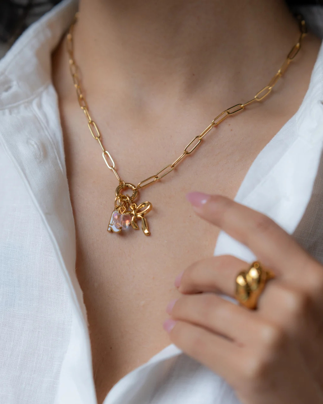 Round Paperclip Clasp Necklace