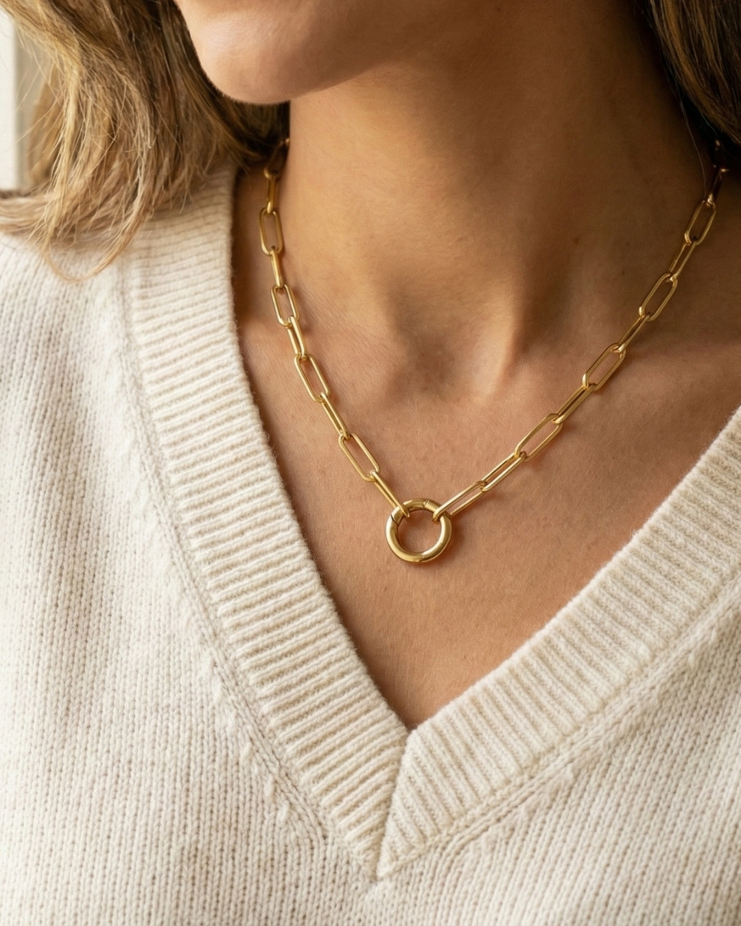 Round Paperclip Clasp Necklace