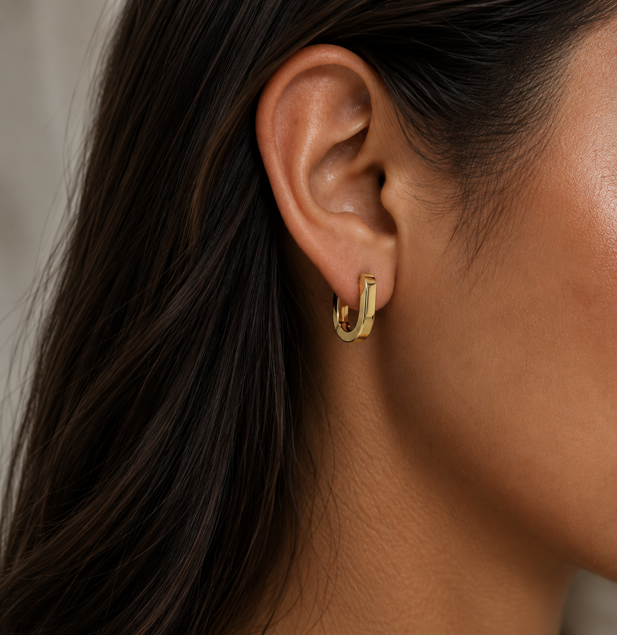 Minimal Gold Huggie Hoop Earrings